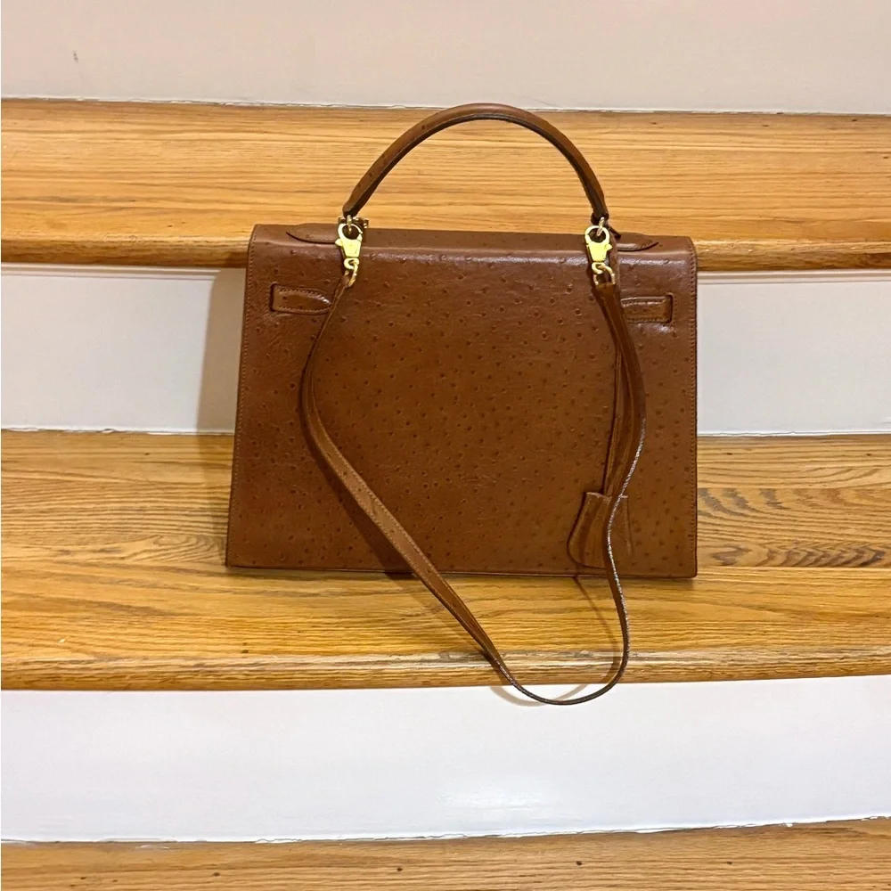 Classic Brown Top-Handle Ostrich-Texture Women's Bag
